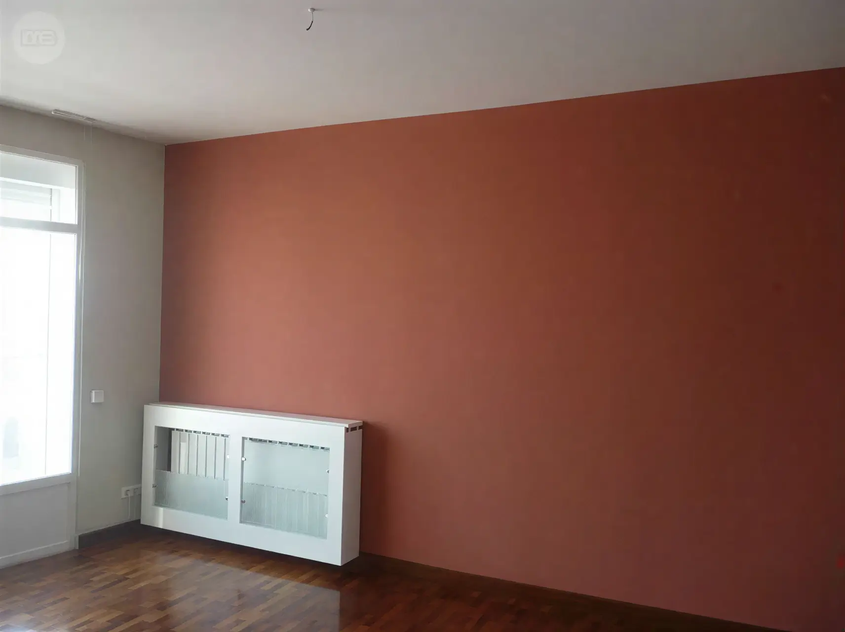 Pared de acento en color en vivienda, pintura interior realizada por Los Pintores en Málaga